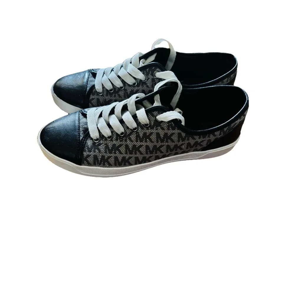 Michael Kors Logo Fashion Sneaker Black White Gray Round Toe Rubber Sole